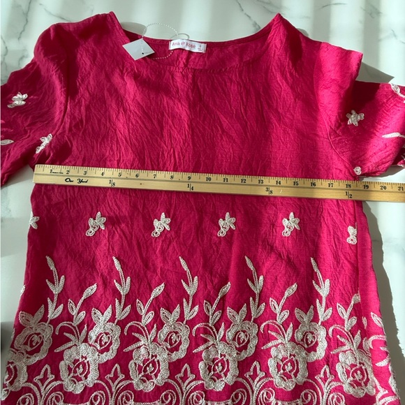 Ana & Rose Floral Embroidered Women's Top Size small - Picture 4 of 6